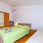 Three-Bedroom Apartment Stojanovic In Porec