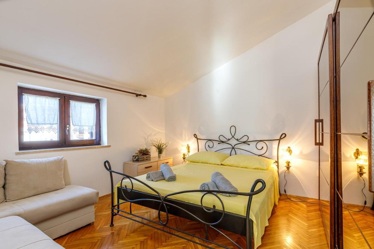 Three-bedroom Stojanovic In Poreč