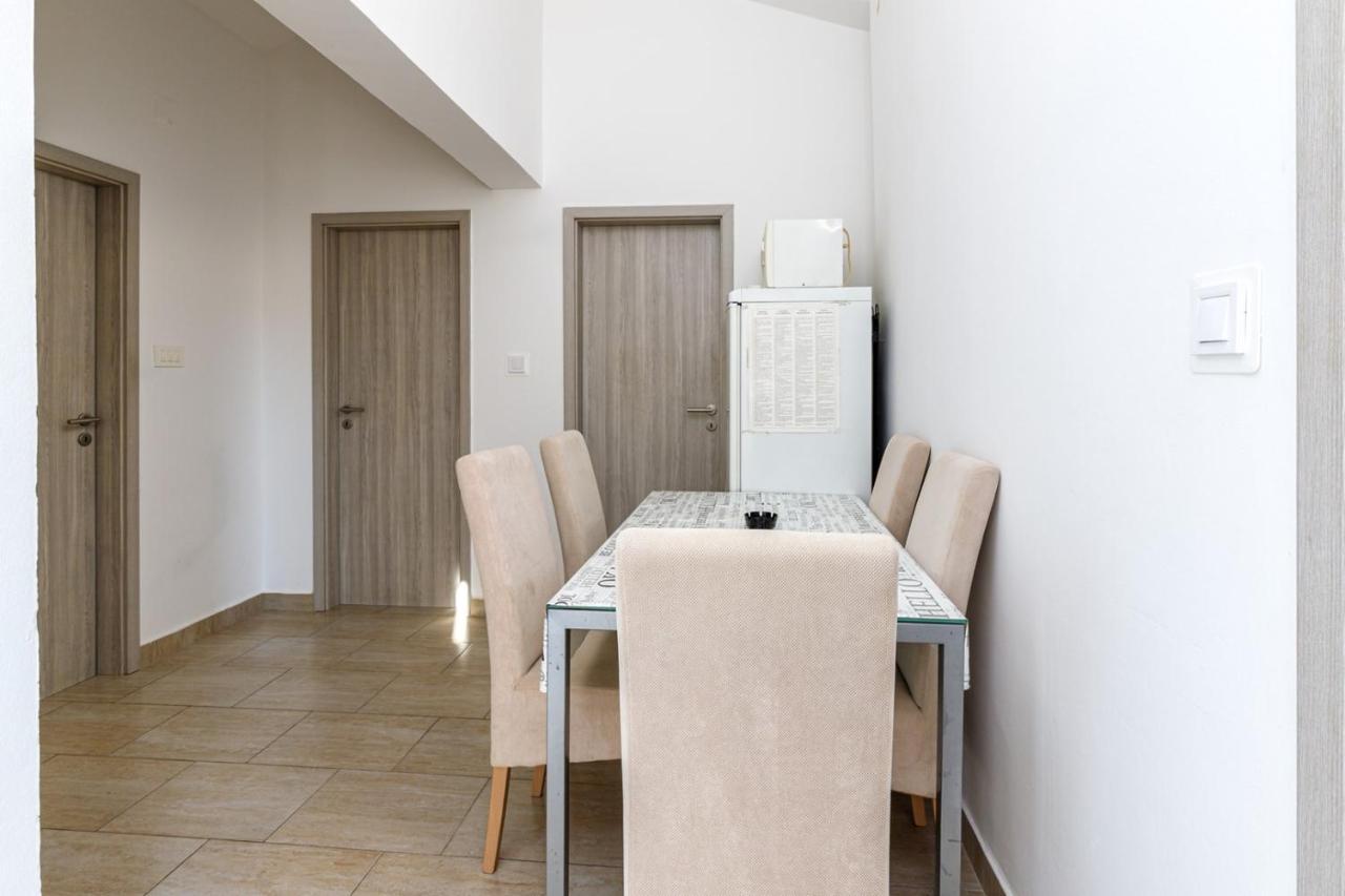 Three-bedroom Stojanovic In Poreč