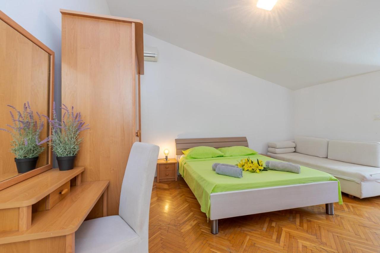 Three-bedroom Stojanovic In